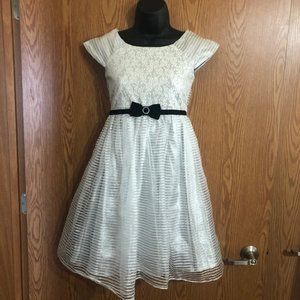 Jona Michelle Girl's Dress (Size 12) NWOT